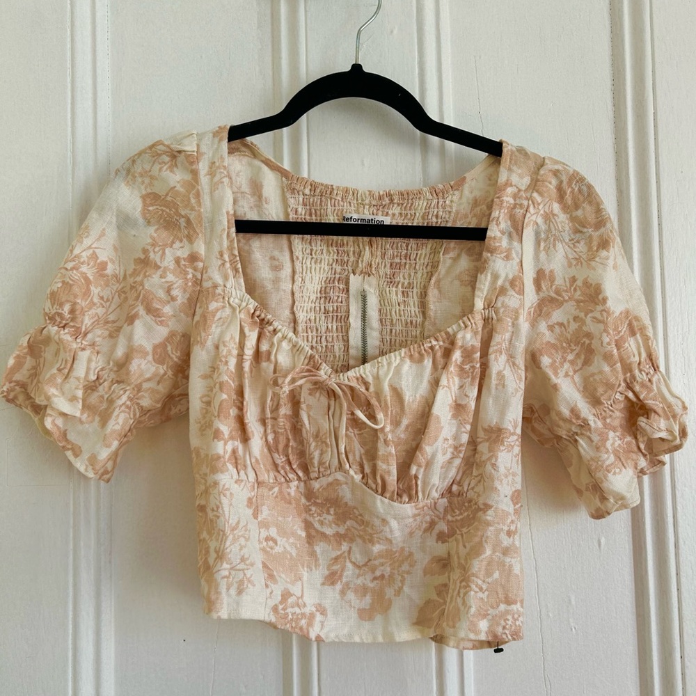 Reformation Women's Natural Delevan Puffed Sleeve Crop Top